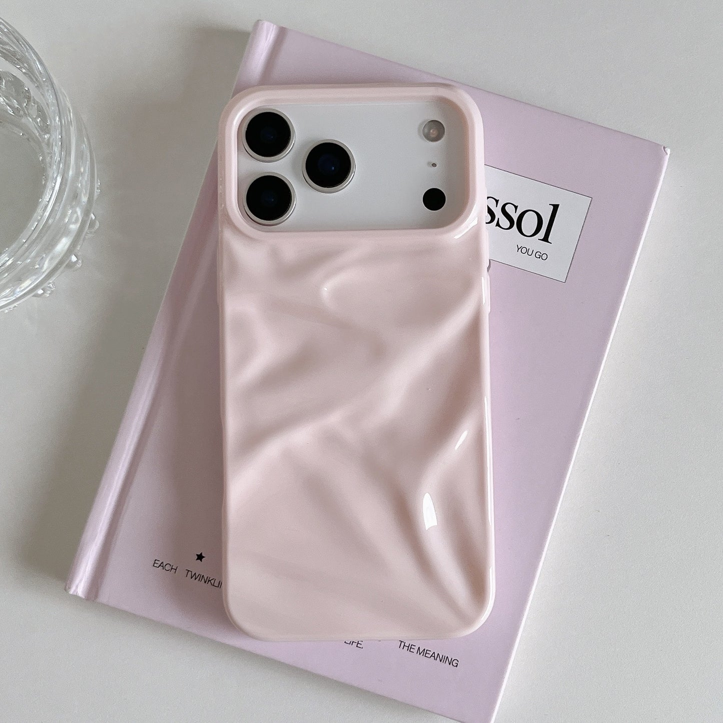 Pleated Soft Shell Case – Glossy Texture Edition