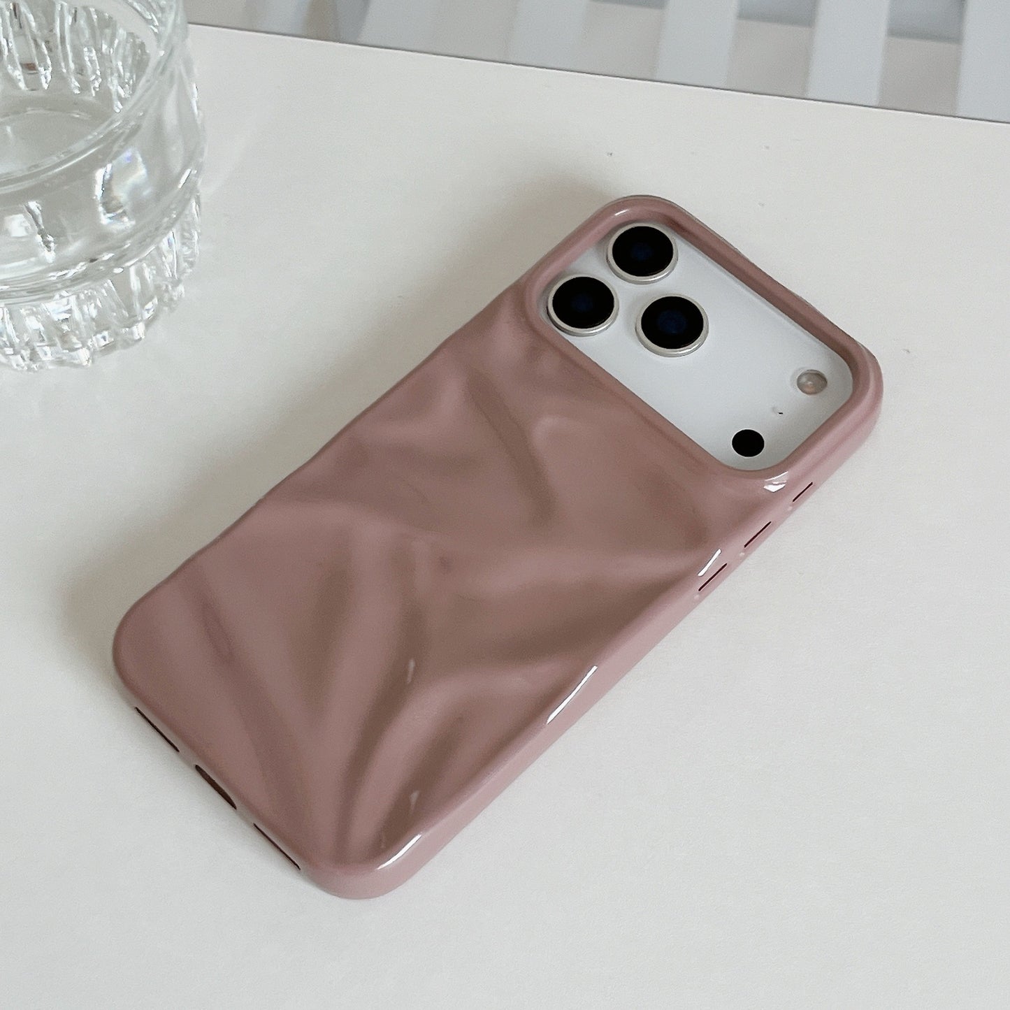 Pleated Soft Shell Case – Glossy Texture Edition